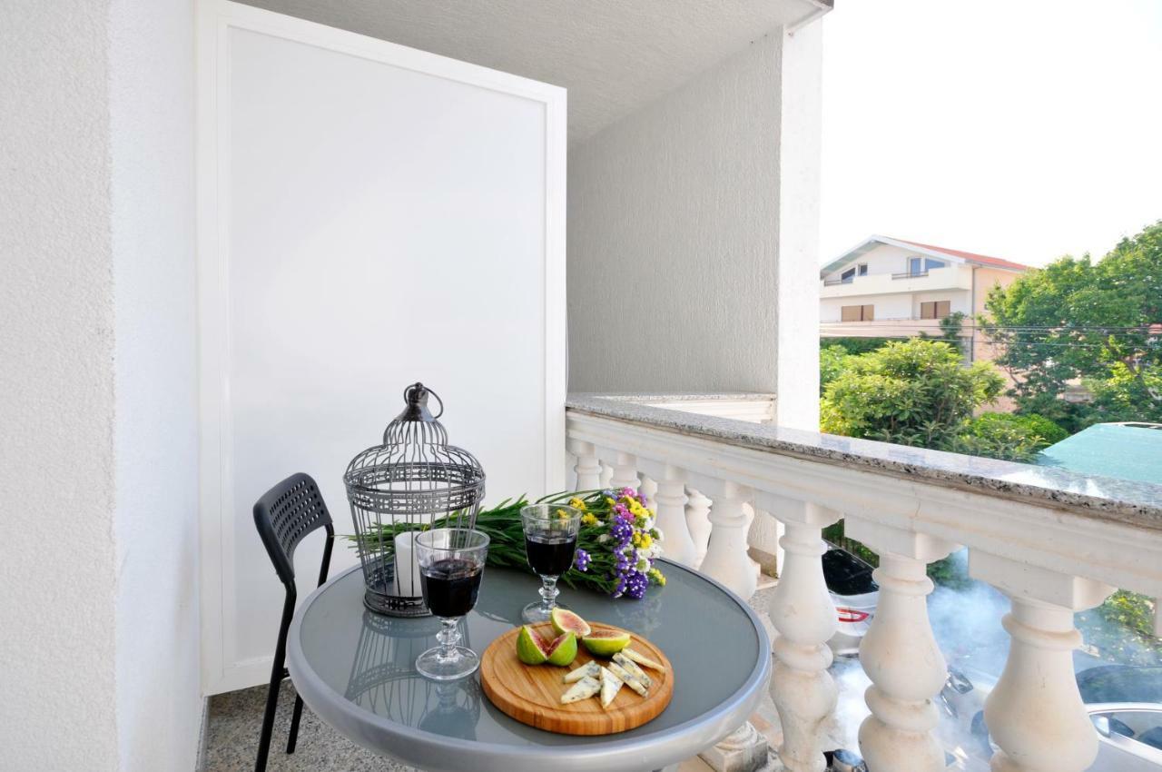 Apartmani Olive Trogir Bagian luar foto